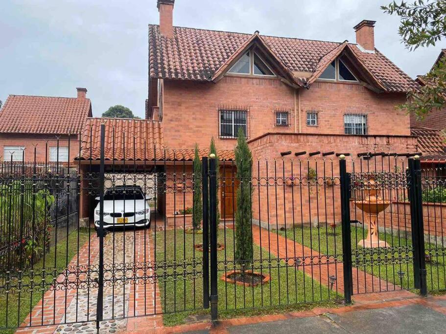 Hermosa Casa , Con Parqueadero En Rionegro Cerca Al Aeropuerto Villa Eksteriør bilde